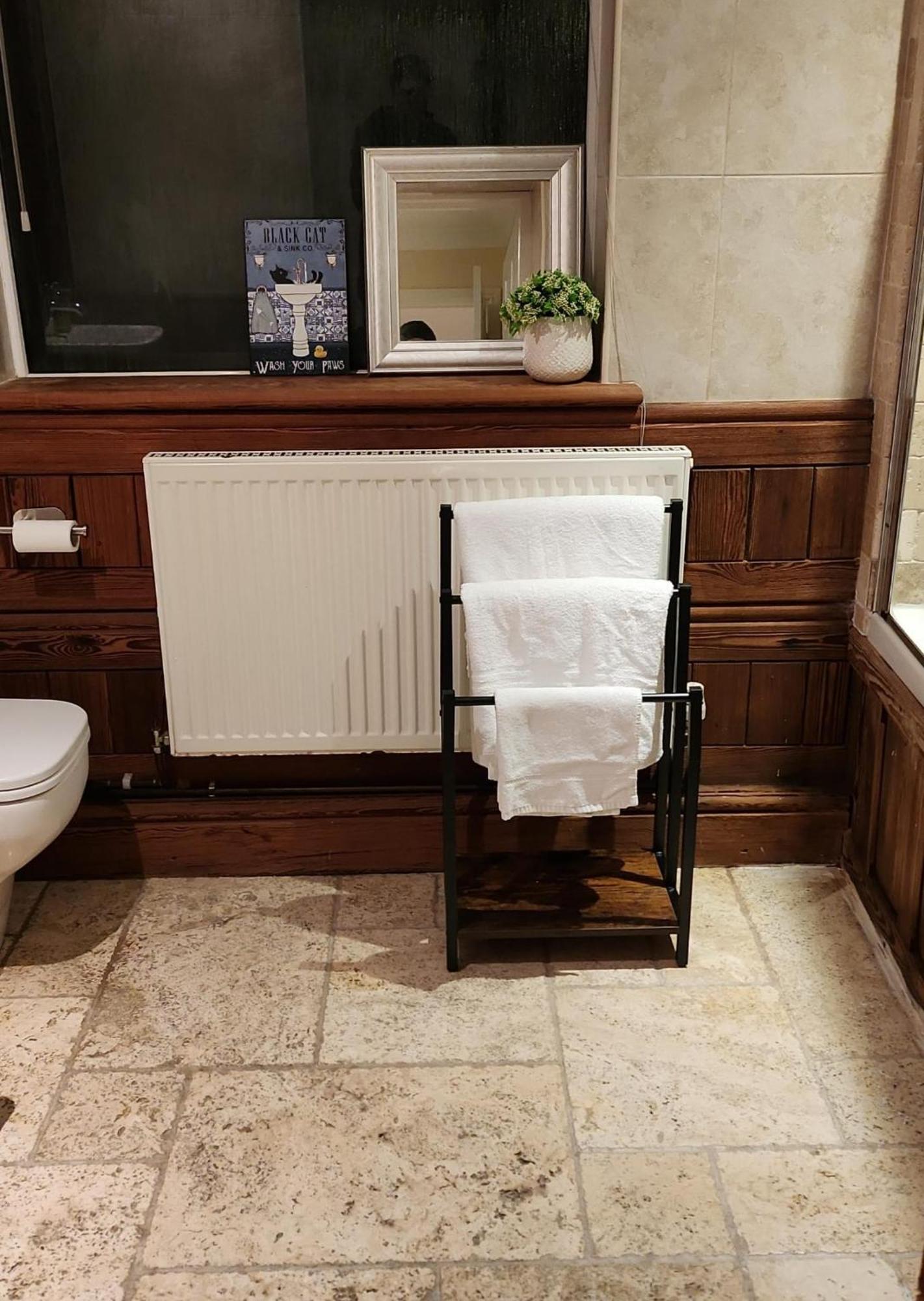 Large 2 Bed Let In
