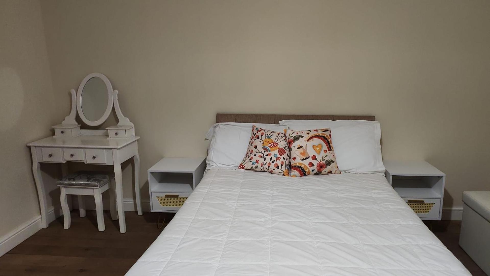 Apartamento Large 2 Bed Let In Ystradgynlais